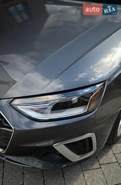 Седан Audi A4 2020 в 
