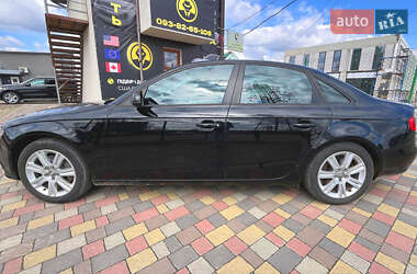 Седан Audi A4 2010 в 
