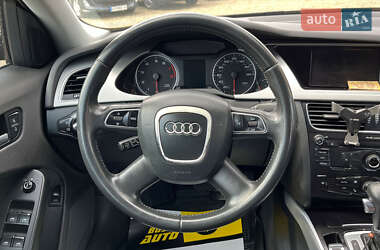 Седан Audi A4 2010 в 