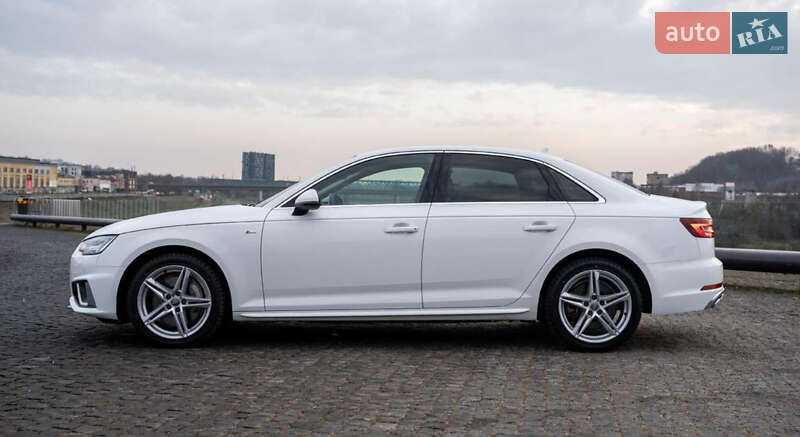 Седан Audi A4 2018 в 