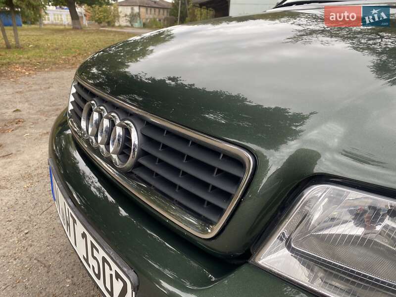Универсал Audi A4 1999 в Лебедине