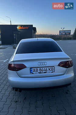 Седан Audi A4 2009 в 