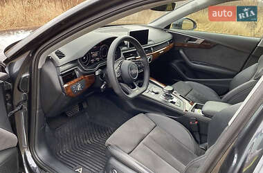 Седан Audi A4 2016 в 
