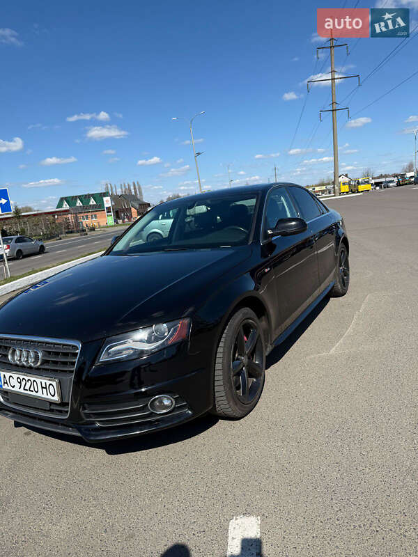 Седан Audi A4 2011 в Луцке