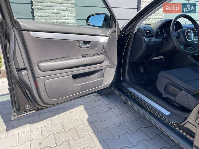 Універсал Audi A4 2006 в Рокитному