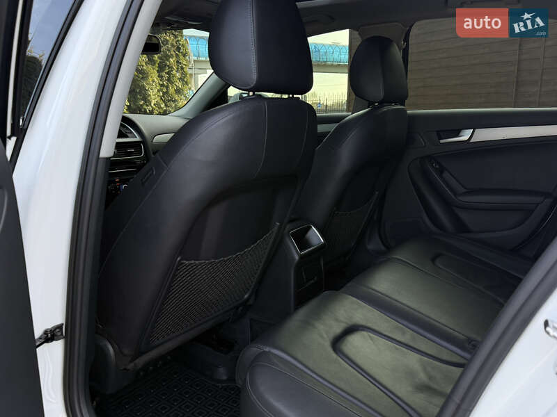Седан Audi A4 2014 в Києві