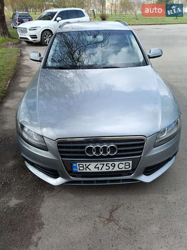 Универсал Audi A4 2011 в Ровно