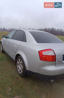 Седан Audi A4 2001 в 