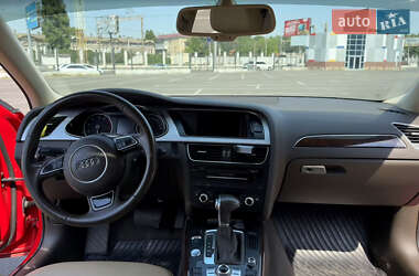 Седан Audi A4 2015 в Одессе