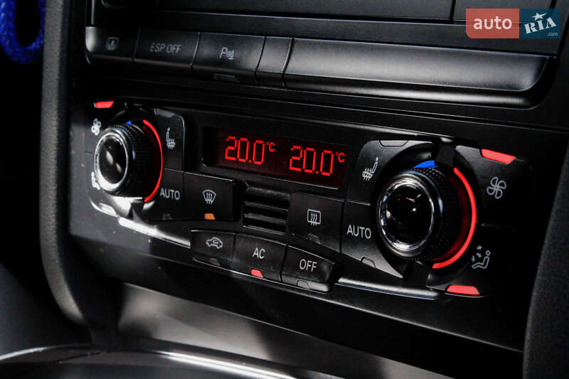 Седан Audi A4 2009 в Черновцах