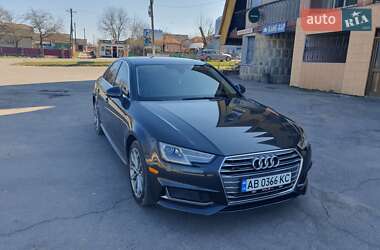 Седан Audi A4 2019 в 