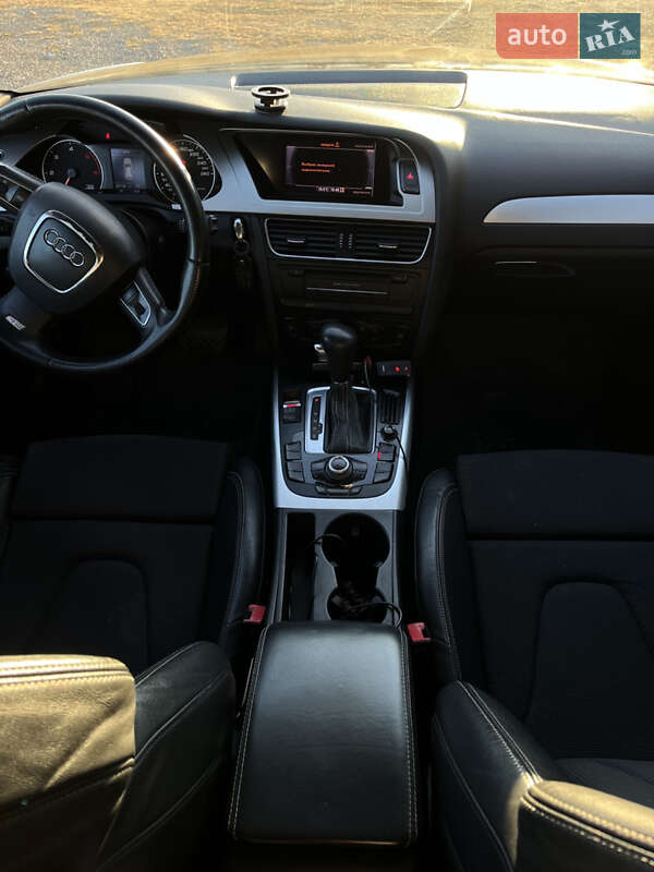 Универсал Audi A4 2010 в Золочеве