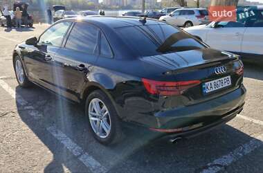 Седан Audi A4 2017 в 