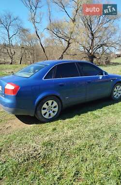 Седан Audi A4 2001 в 