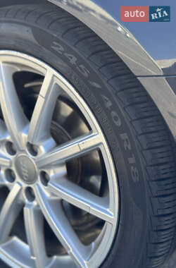 Седан Audi A4 2013 в 