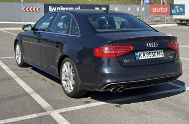 Седан Audi A4 2013 в 