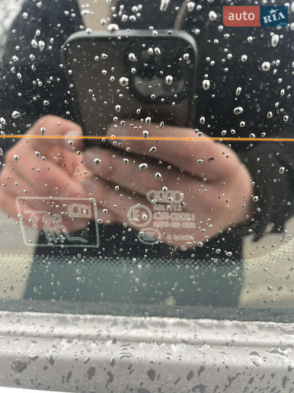 Универсал Audi A4 2005 в Тячеве