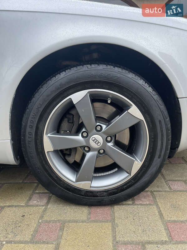 Универсал Audi A4 2005 в Тячеве