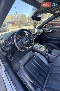 Седан Audi A4 2017 в 