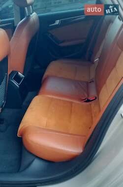 Седан Audi A4 2012 в 