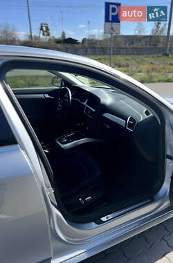 Седан Audi A4 2015 в 