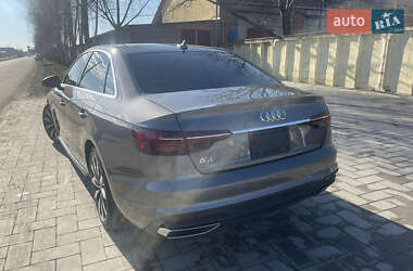 Седан Audi A4 2019 в 