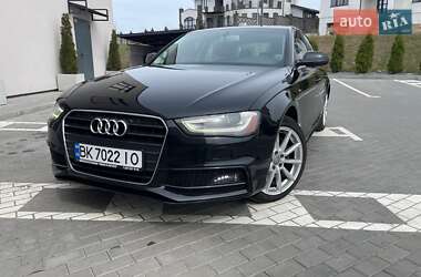 Седан Audi A4 2014 в 