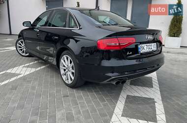 Седан Audi A4 2014 в 