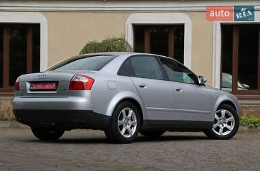 Седан Audi A4 2003 в 