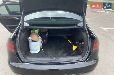 Седан Audi A4 2012 в 