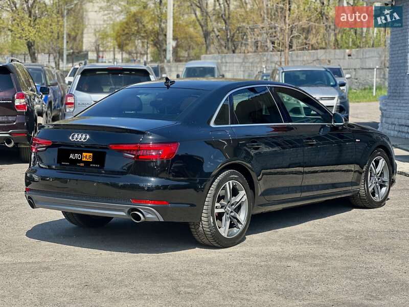 Седан Audi A4 2016 в Харькове