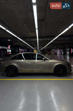 Седан Audi A4 2010 в 