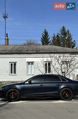 Седан Audi A4 2012 в 