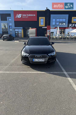 Седан Audi A4 2018 в 