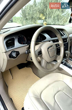 Седан Audi A4 2009 в 
