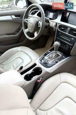 Седан Audi A4 2009 в 