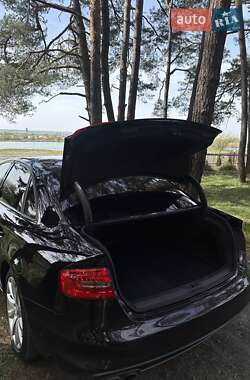 Седан Audi A4 2013 в 
