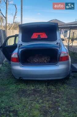 Седан Audi A4 2001 в 