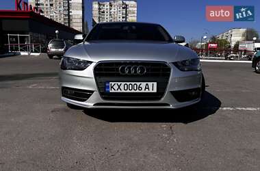 Седан Audi A4 2014 в 