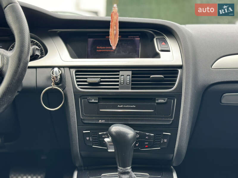 Универсал Audi A4 2011 в Киеве