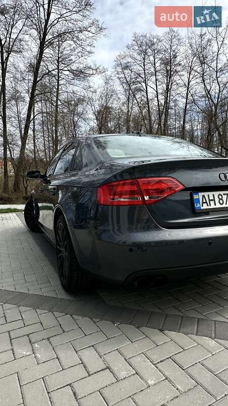 Седан Audi A4 2010 в Киеве