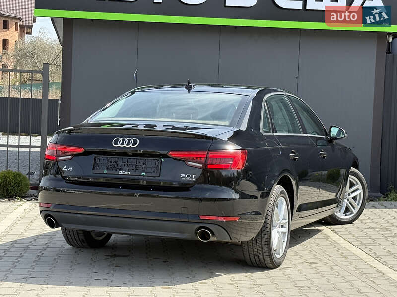 Седан Audi A4 2016 в Львові