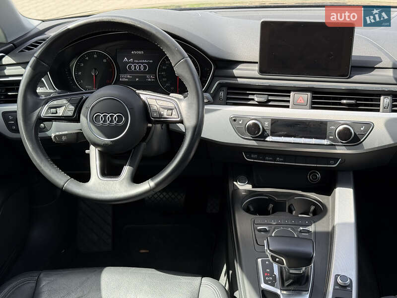 Седан Audi A4 2016 в Львові