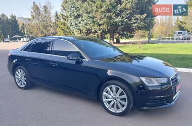 Седан Audi A4 2017 в 