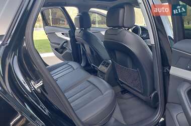 Седан Audi A4 2017 в 