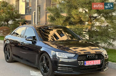 Седан Audi A4 2017 в 