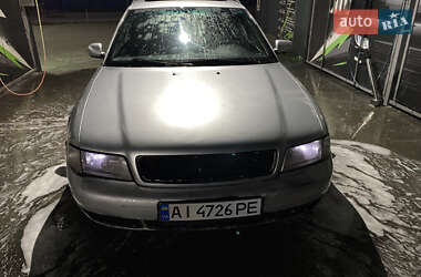 Універсал Audi A4 1997 в 