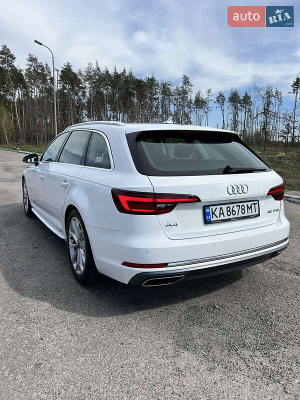 Универсал Audi A4 2019 в Киеве