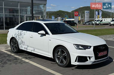 Седан Audi A4 2018 в 