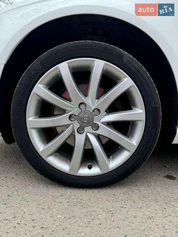 Универсал Audi A4 2015 в Одессе